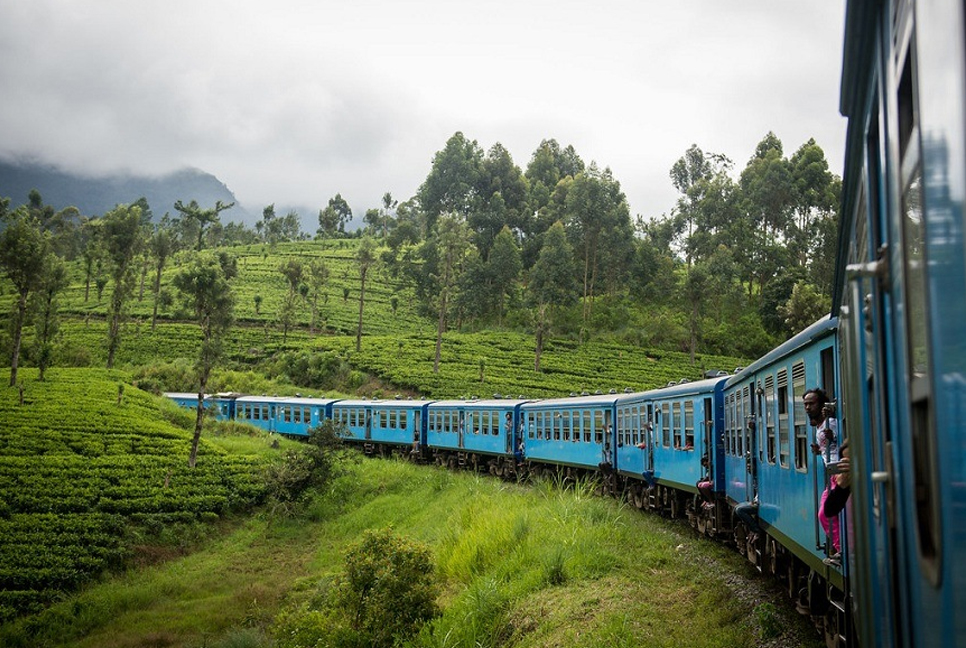 Train Journey Sri Lanka